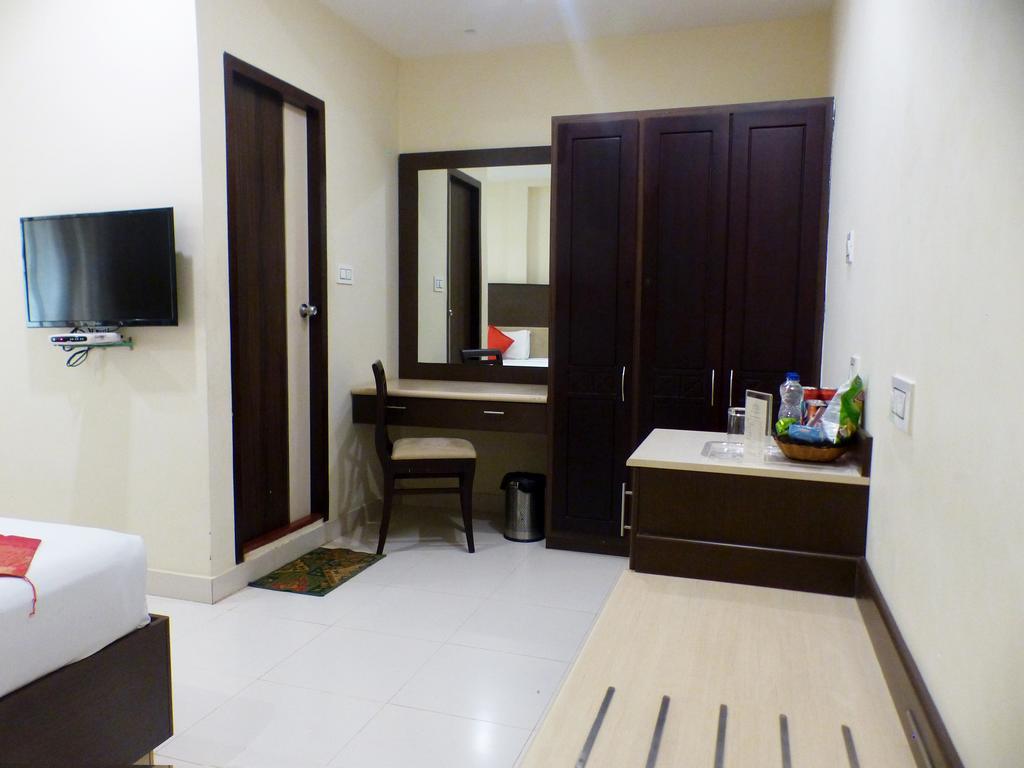 Hotel Highway Garden Kochi Exteriér fotografie