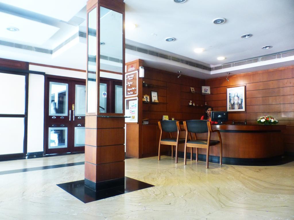 Hotel Highway Garden Kochi Exteriér fotografie