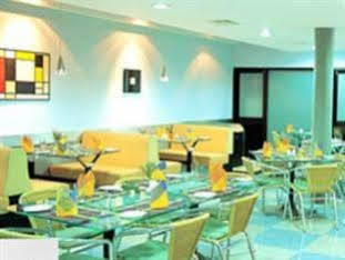Hotel Highway Garden Kochi Exteriér fotografie